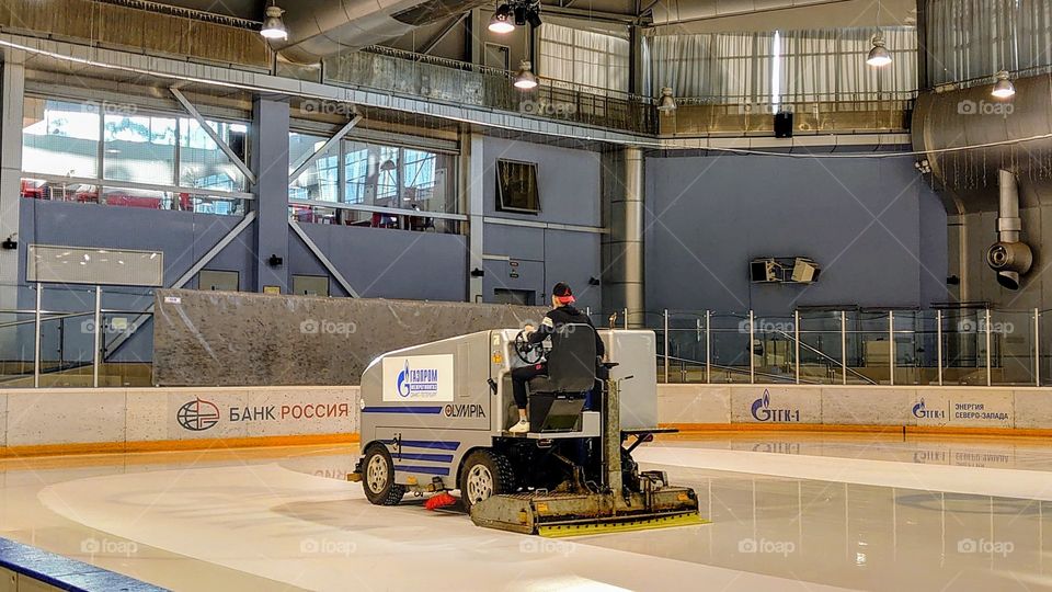 Multifunctional entertainment complex "Tavrichesky Sad", Potemkinskaya street 4, St. Petersburg, Russia