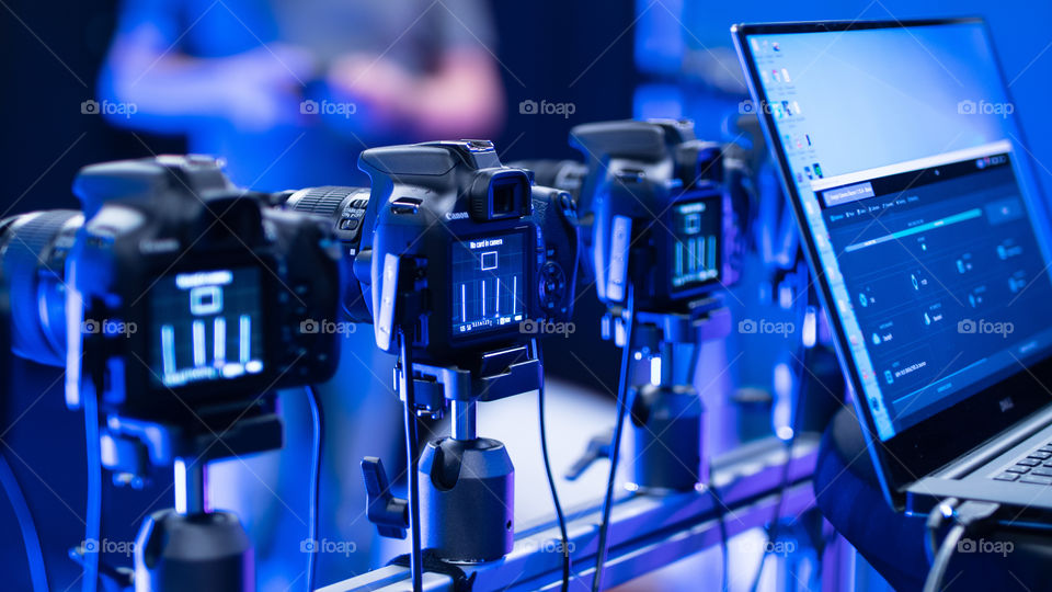 Bullet time camera array on a film set