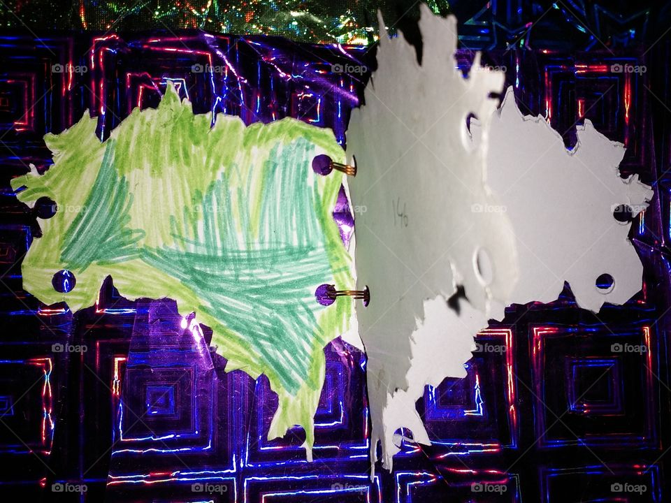 the face book of the country BRAZIL.
it's the first book entire the worldwide on it and no one like this in the world till now.
if you want to earn money with it you should download it's first photograph at the first sight and keep it and share it.