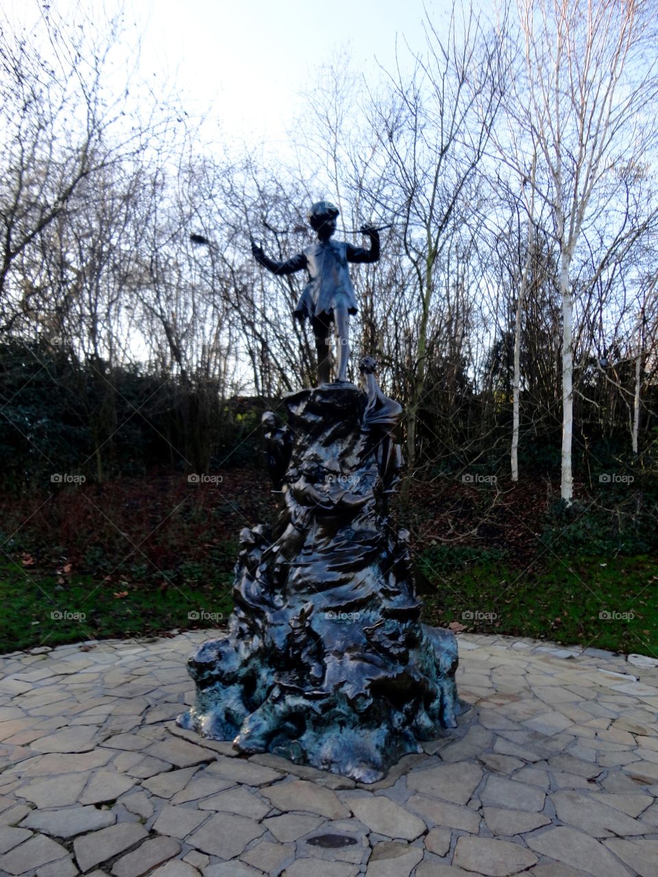 A Boy Who Can Fly and Never Grows Up