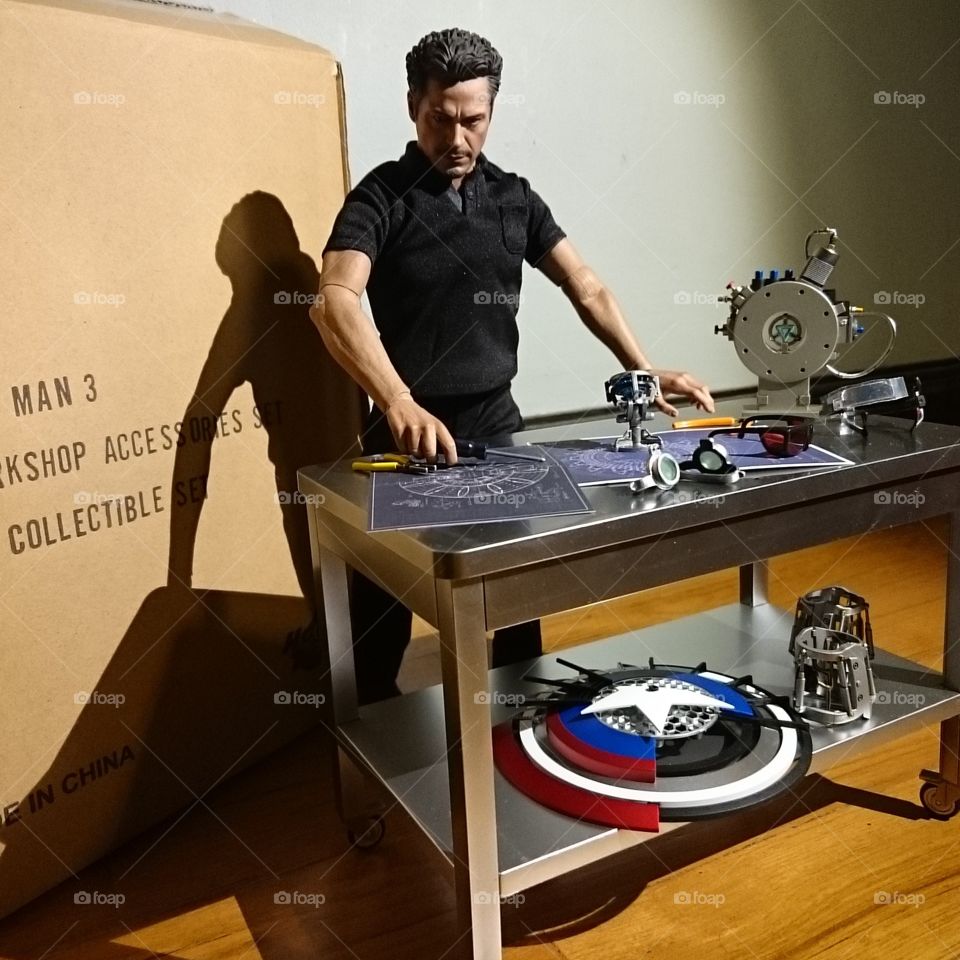 Tony Stark.. 1:6 workshop accessories. 