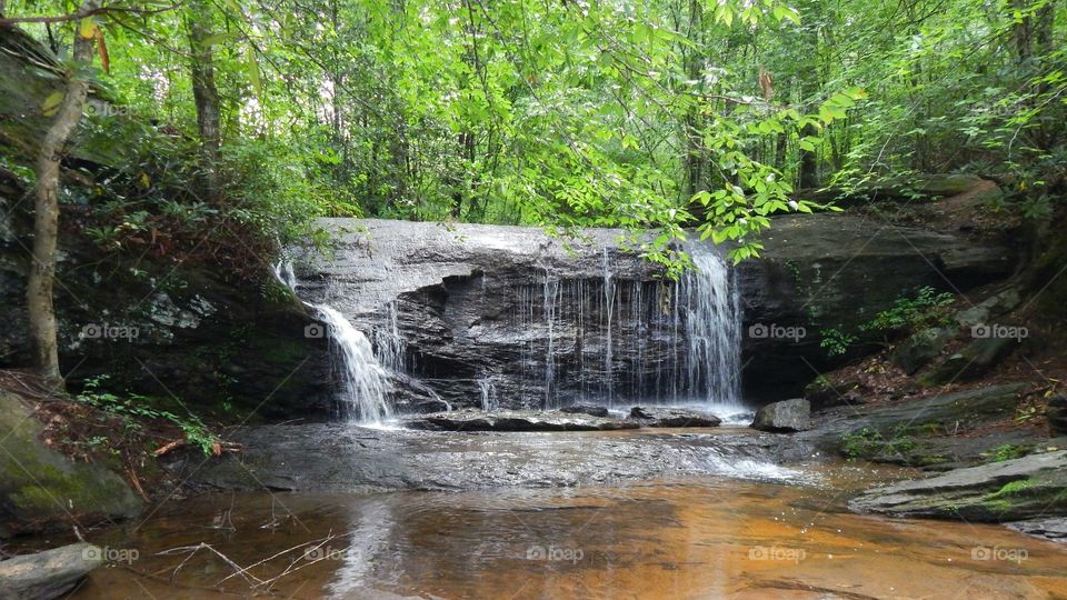 upper portion of Wildcat creek falls at Wildcat creek wayside park , South Carolina
