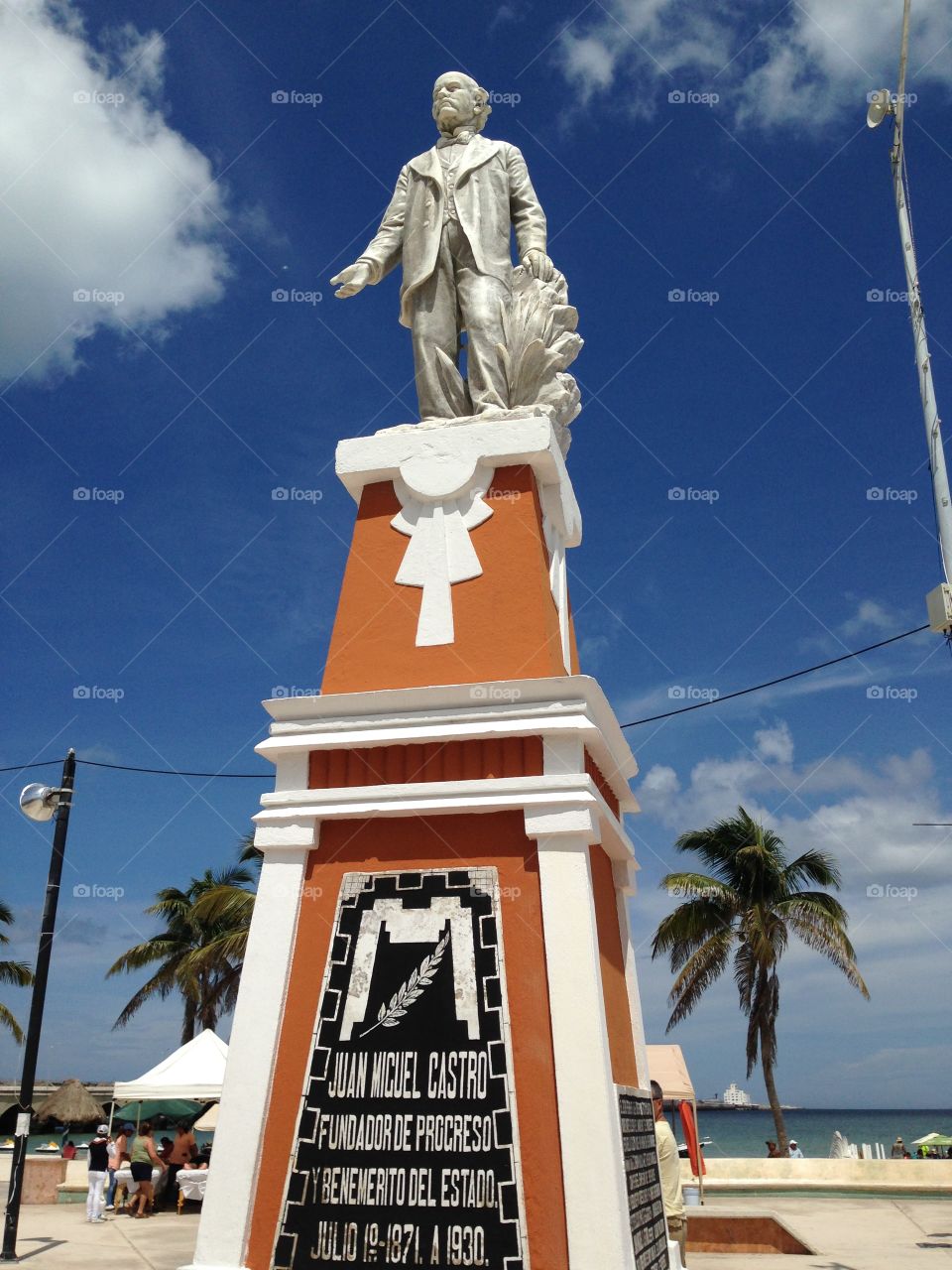 Progreso Mexico monument