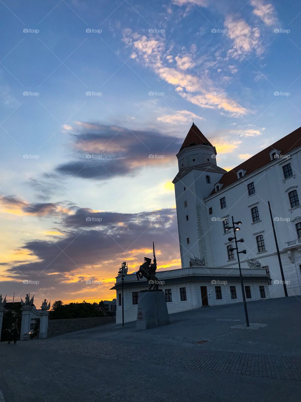 “Bratislava Castle, Slovakia” It features in the first written reference to the city,in association with a battle between Bavarians and Hungarians. The castle hill was populated as early as the late Stone Age,its first inhabitants were the Celts.