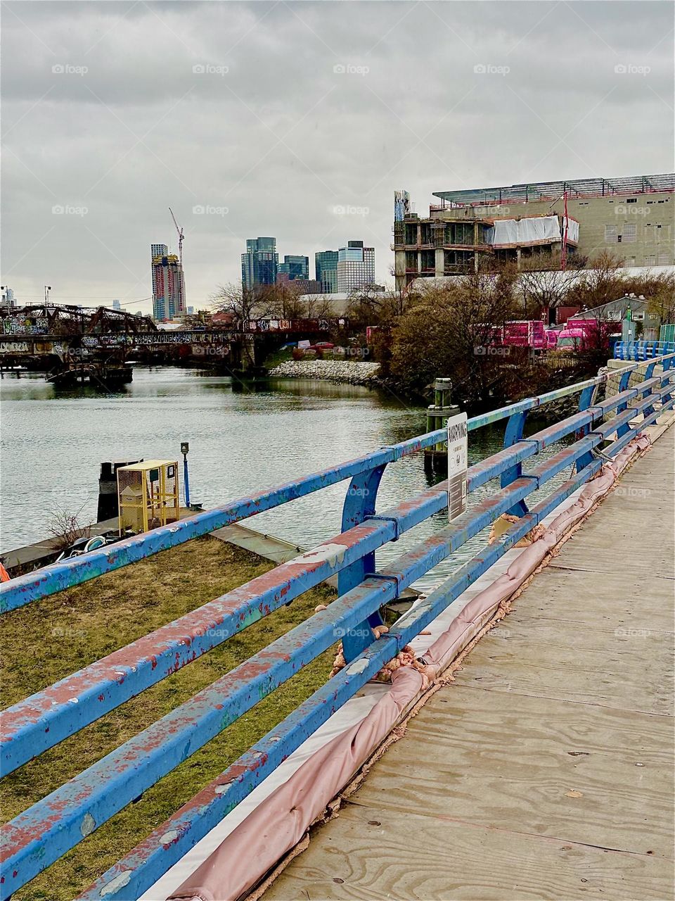 This is the “Borden Avenue Bridge” over “Dutch Kills”, an ocean inlet of the “East River” in LIC, Queens on an overcast day in December 2023. Hypnotic Productions
