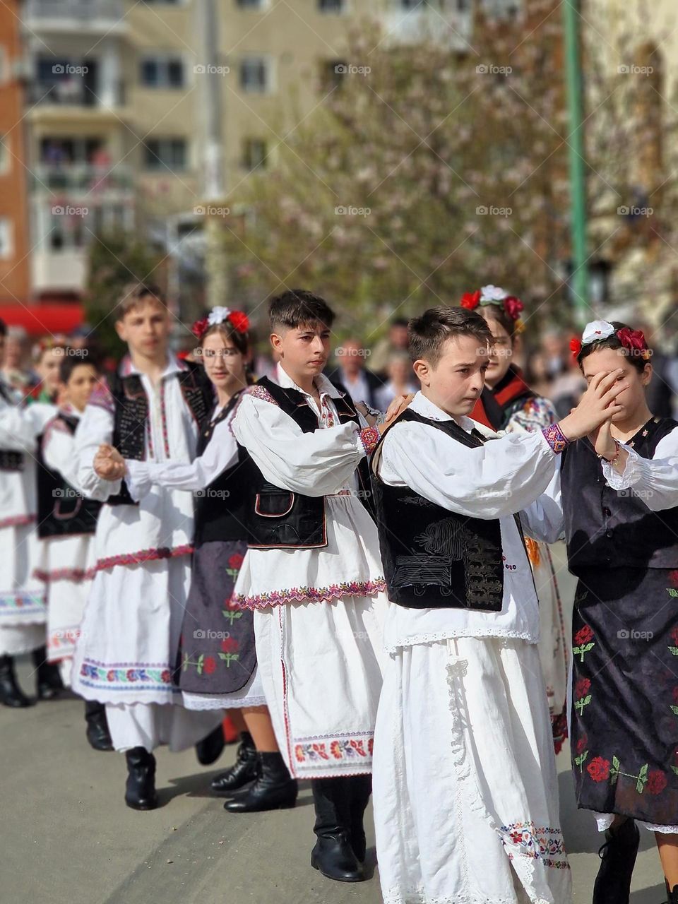 romanian folk dance