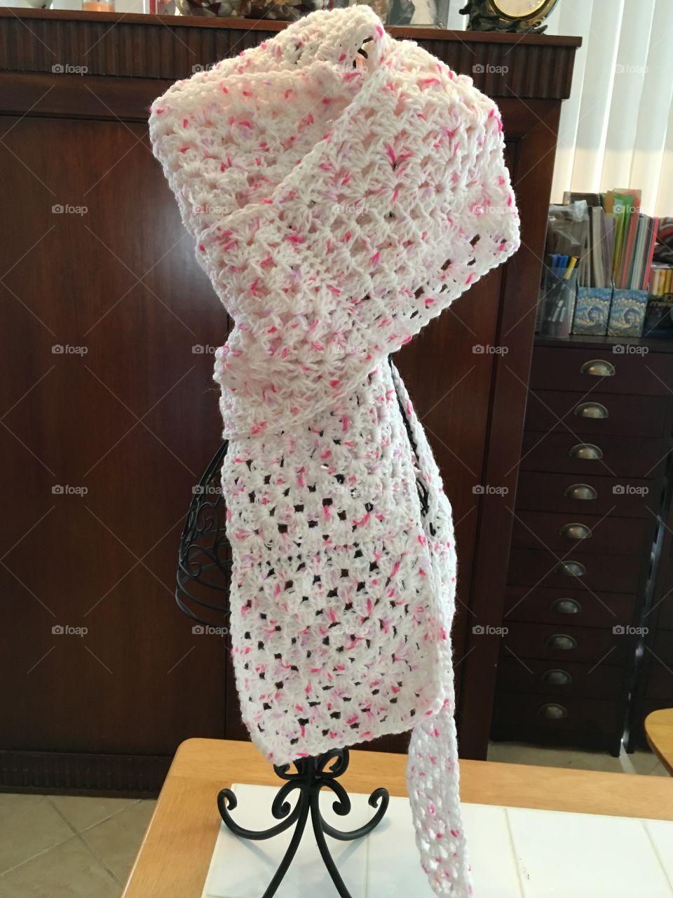 Creations By Susie: New Item : White & Pink Speckled Scarf Etsy Store 