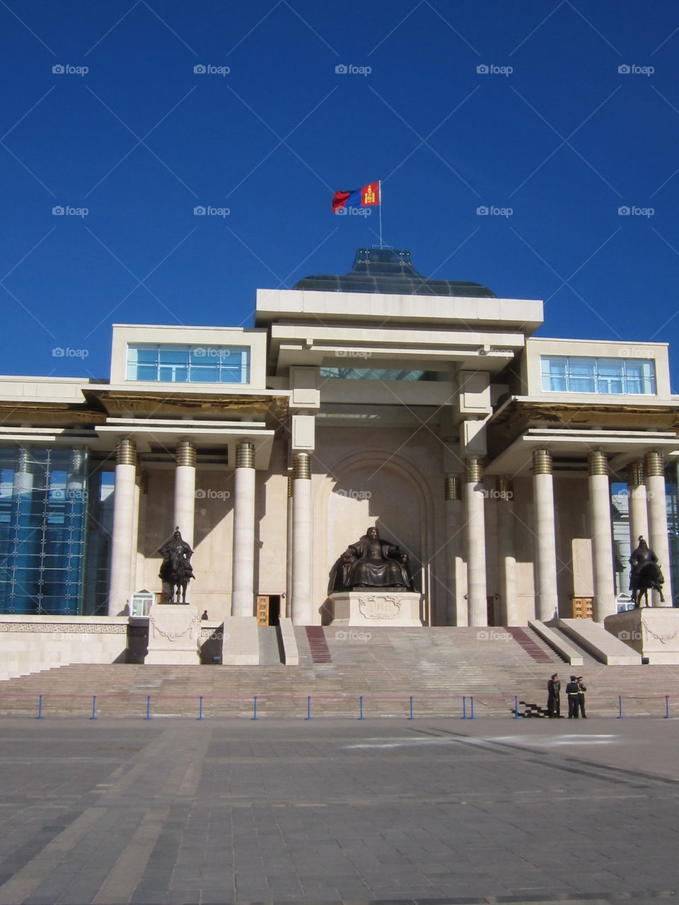 square statue house parliament by thepapierdollies