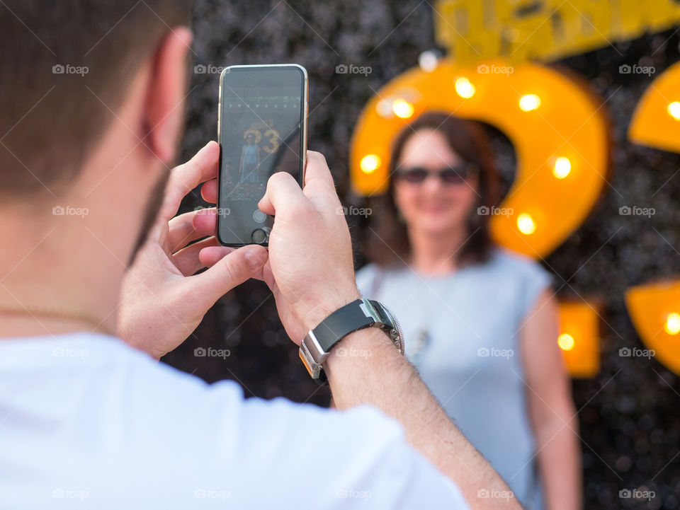 Man taking photo 