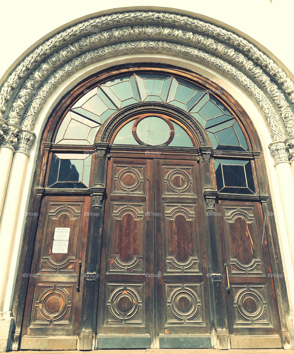 door   day   Architecture   built structure   window   no people   Place of worship   building exterior