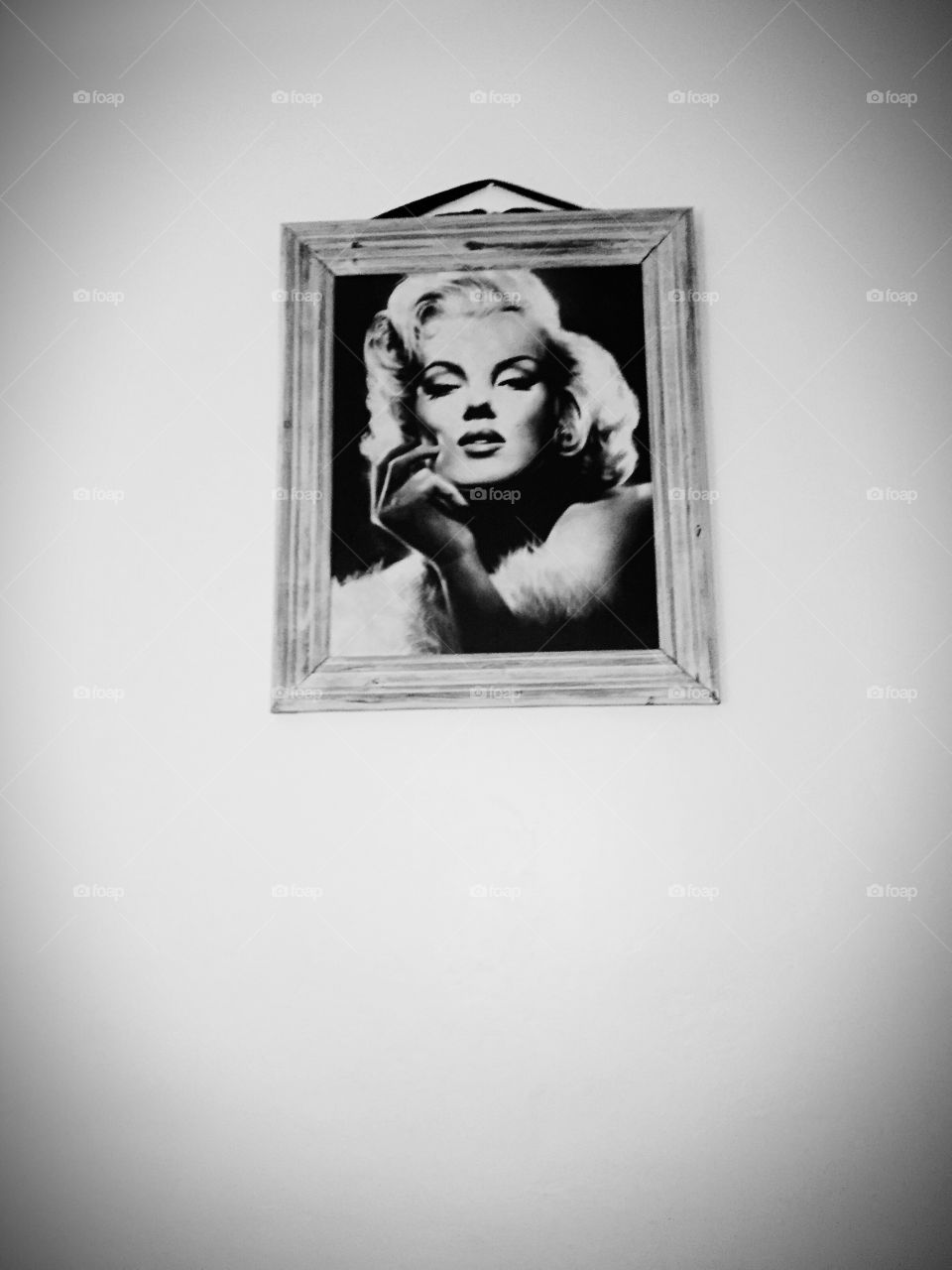 Hanging Marilyn