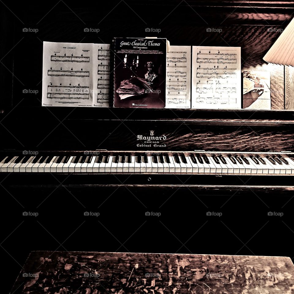 Peaceful piano time.