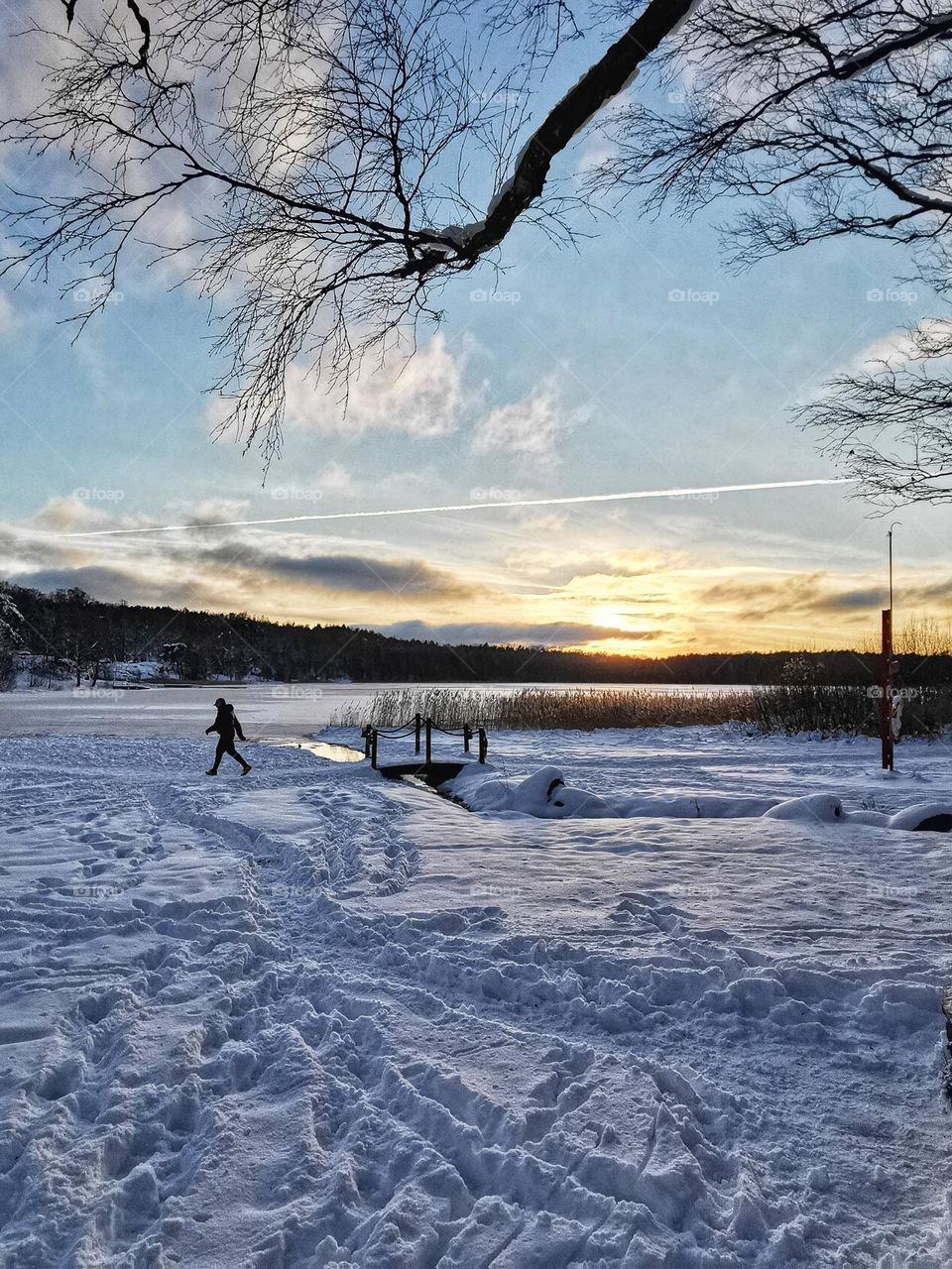 Sunset by the lake