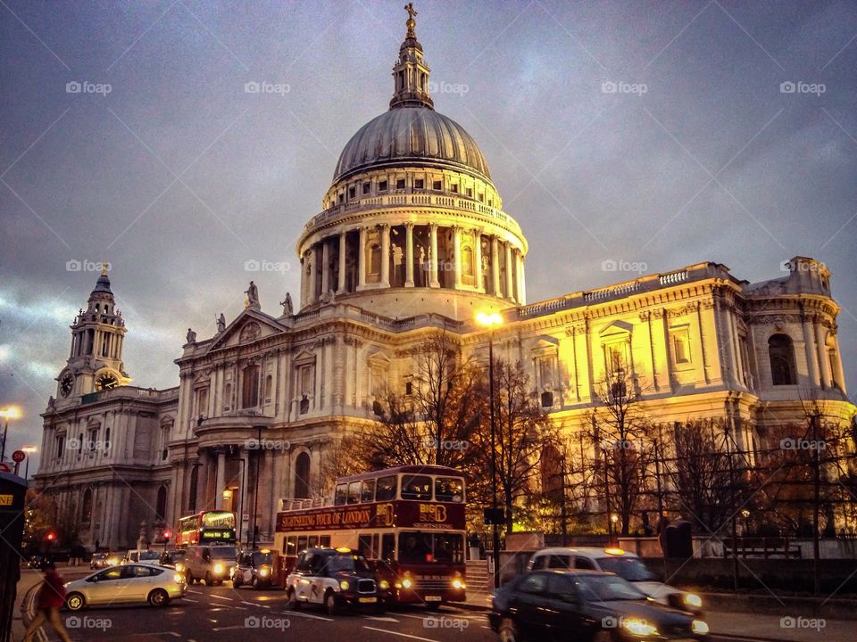 St Paul's Cathedral at dusk