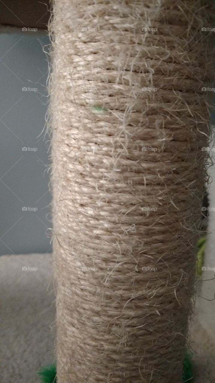 Scratching post