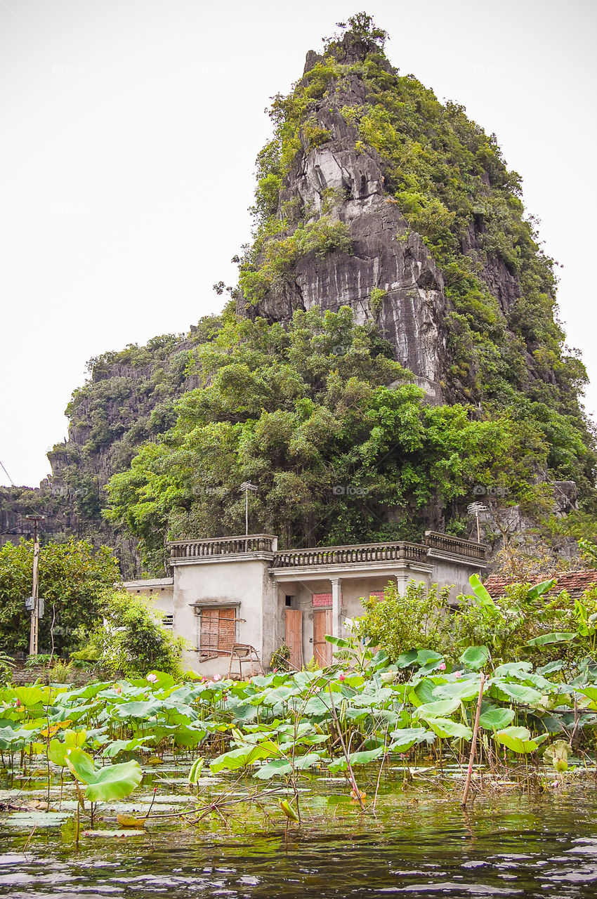 Tam Coc river ride