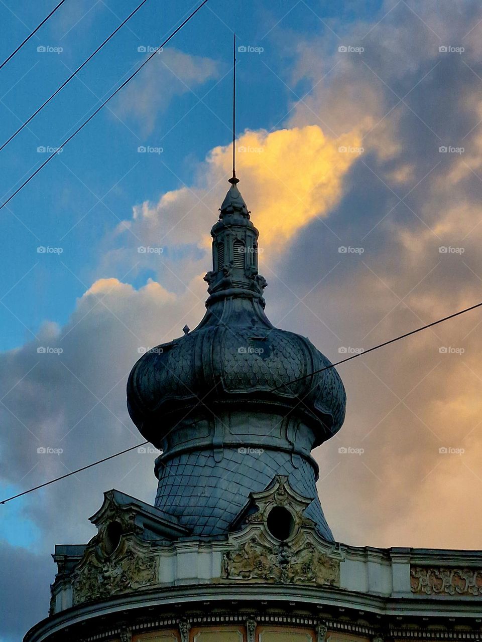 Arad building roof