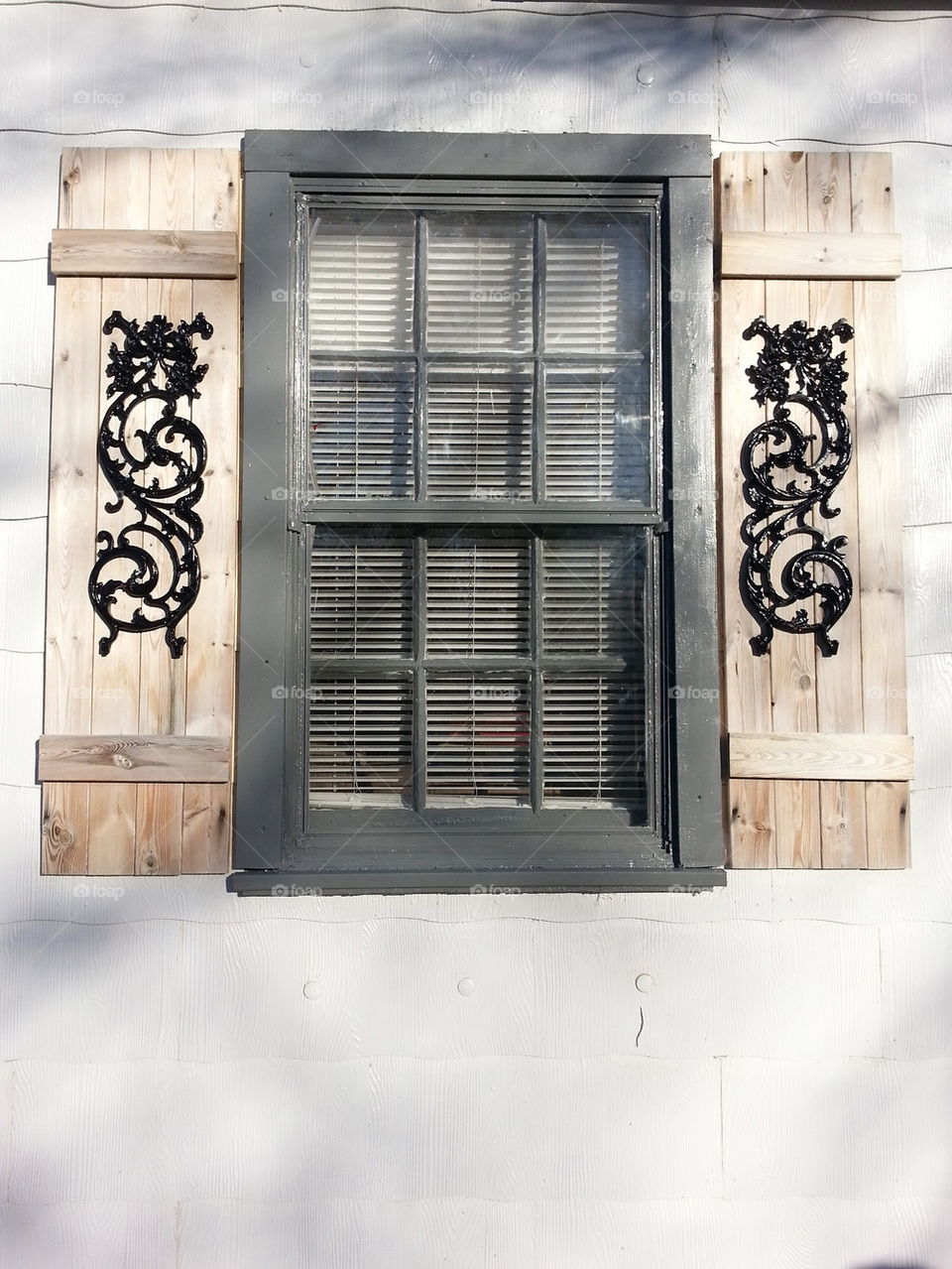 Country shutters