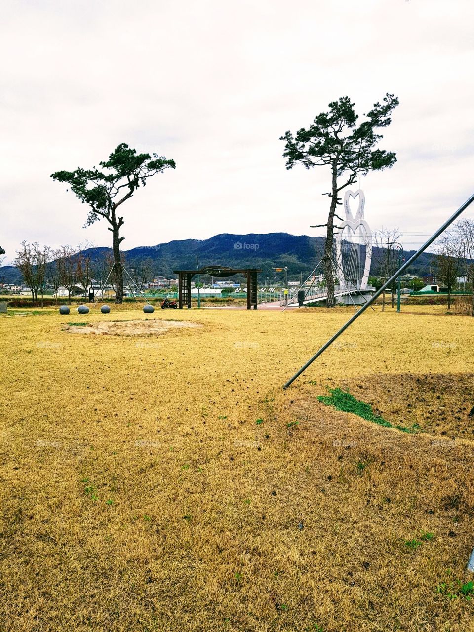 A Place in South Korea Where U can sit and relax for fresh air or for those people who wants a space to be alone.