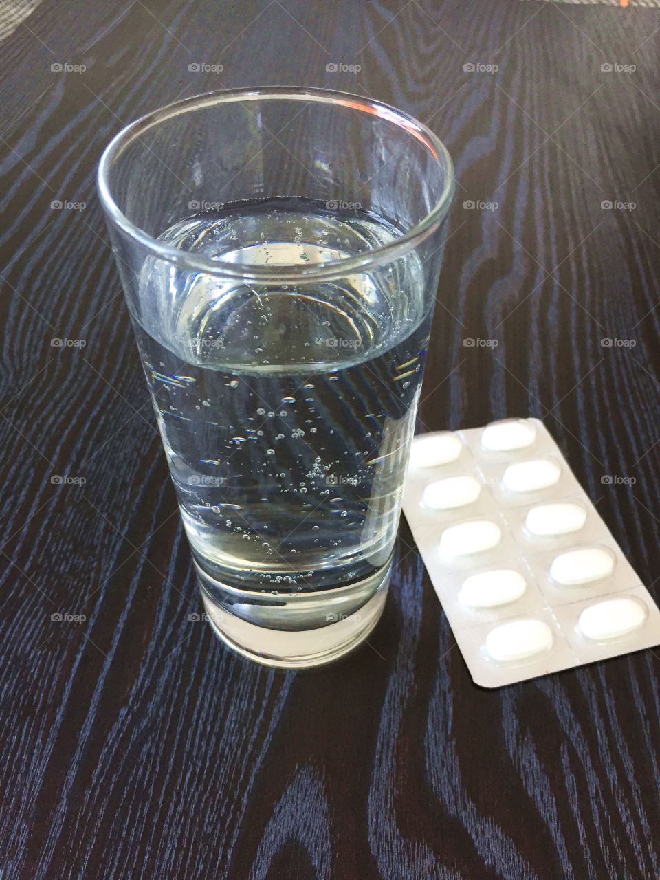 Water and pills 