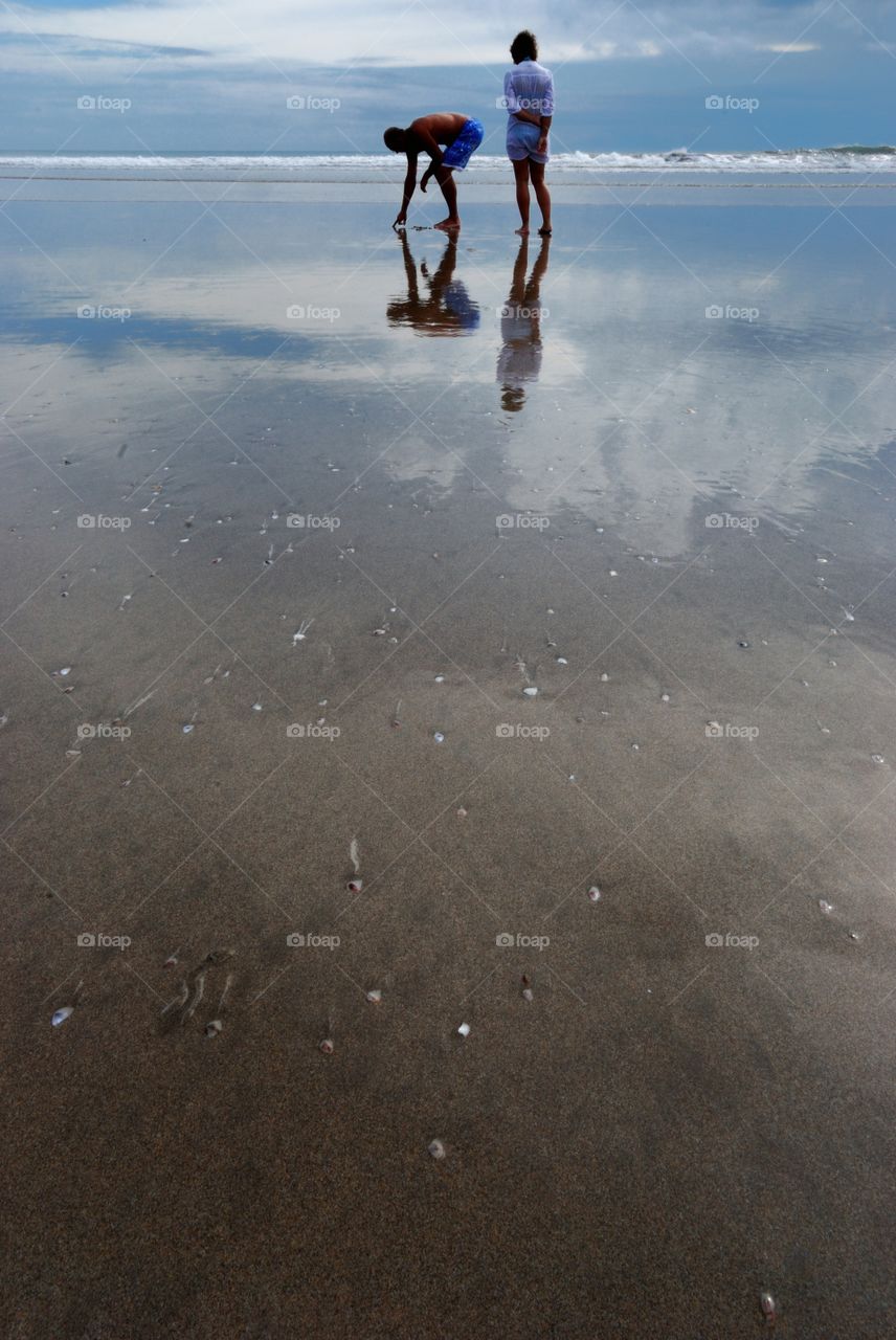 beach lovers