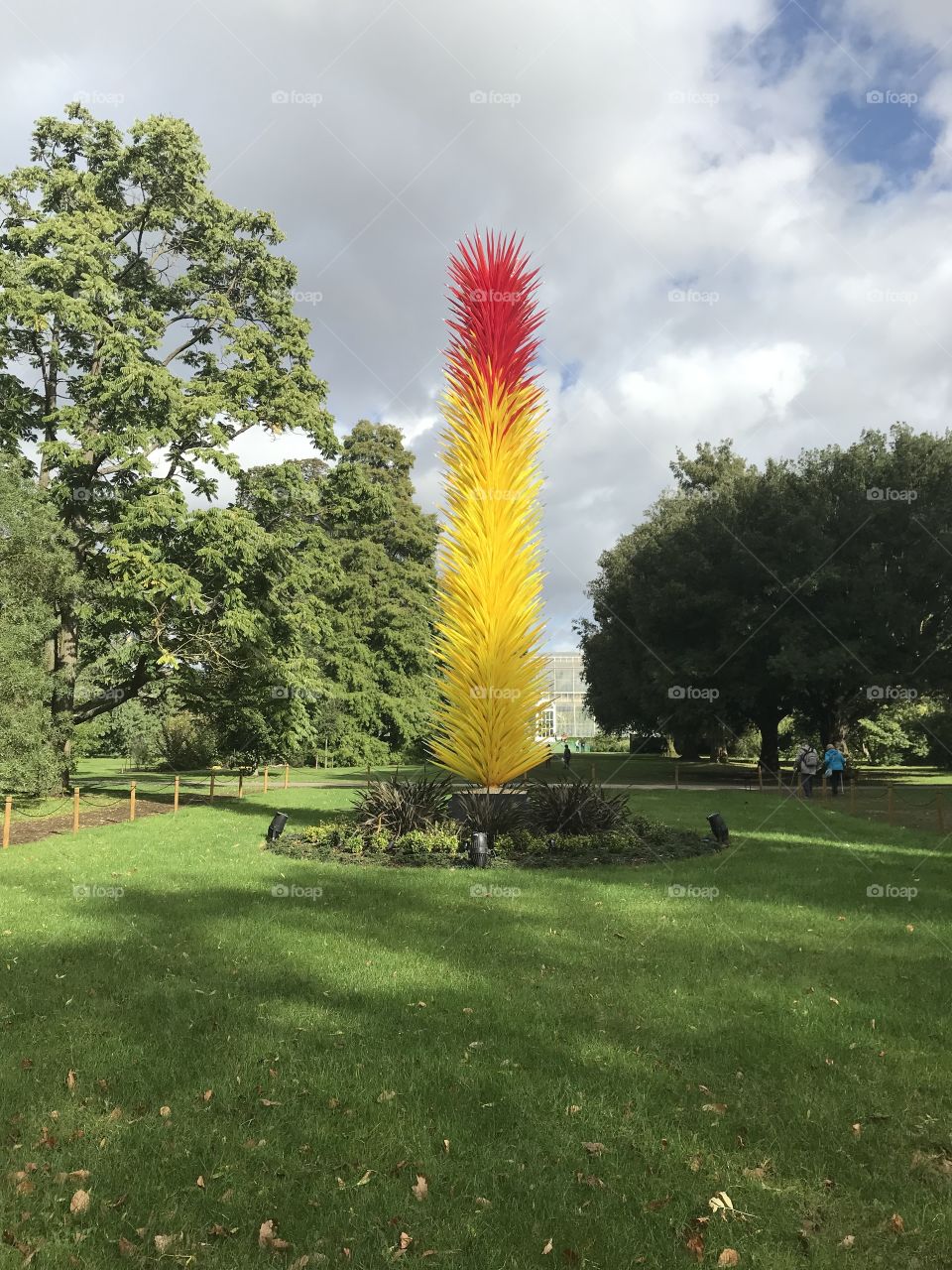 Red and yellow sculpture by Chihuly, Kew Garden 
