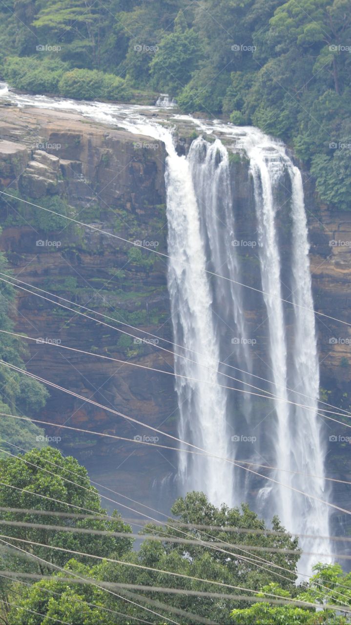 lakshapana waterfall - srilanka