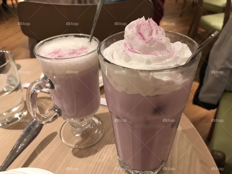 Purple drinks, taro drink 