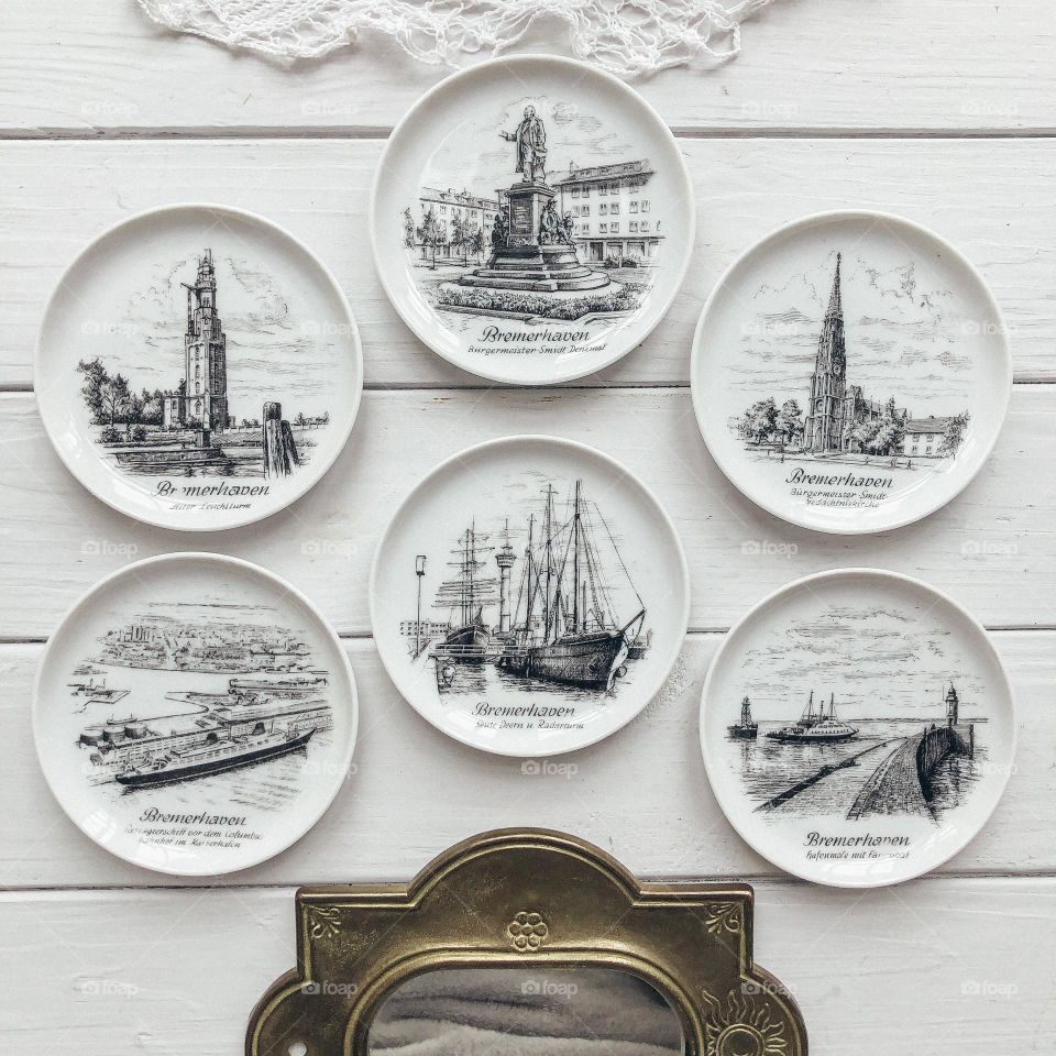 Home decor, wall plates, decorative little plates, landscape plate