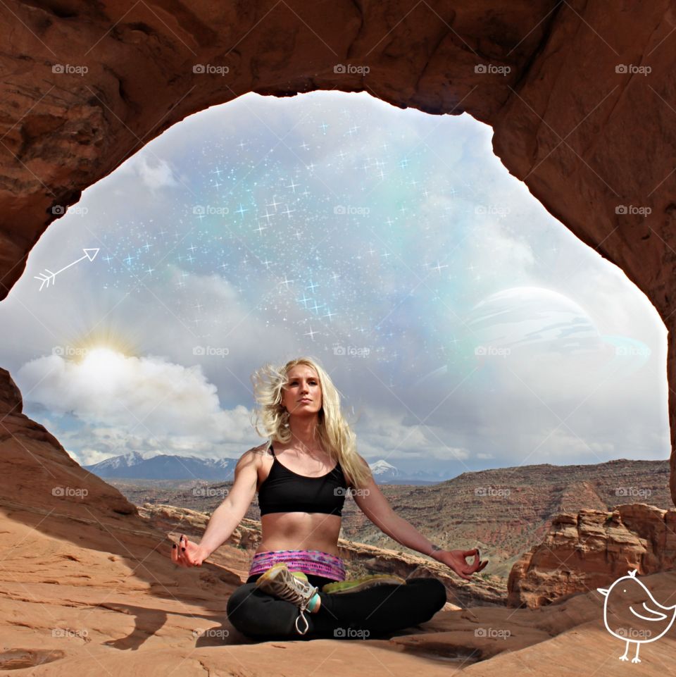 Find the peace. Meditating in Moab
