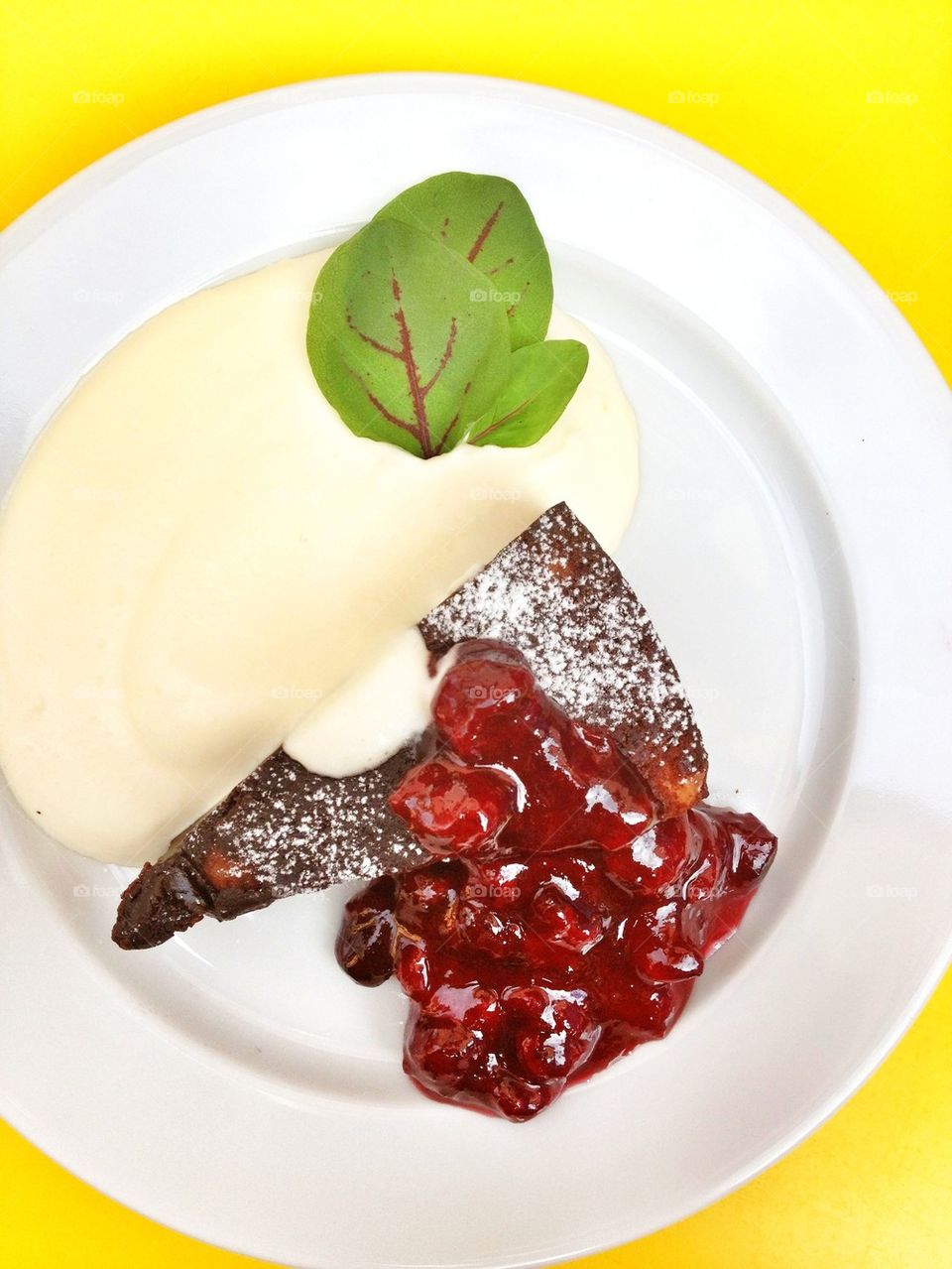 brownie with cherry sauce