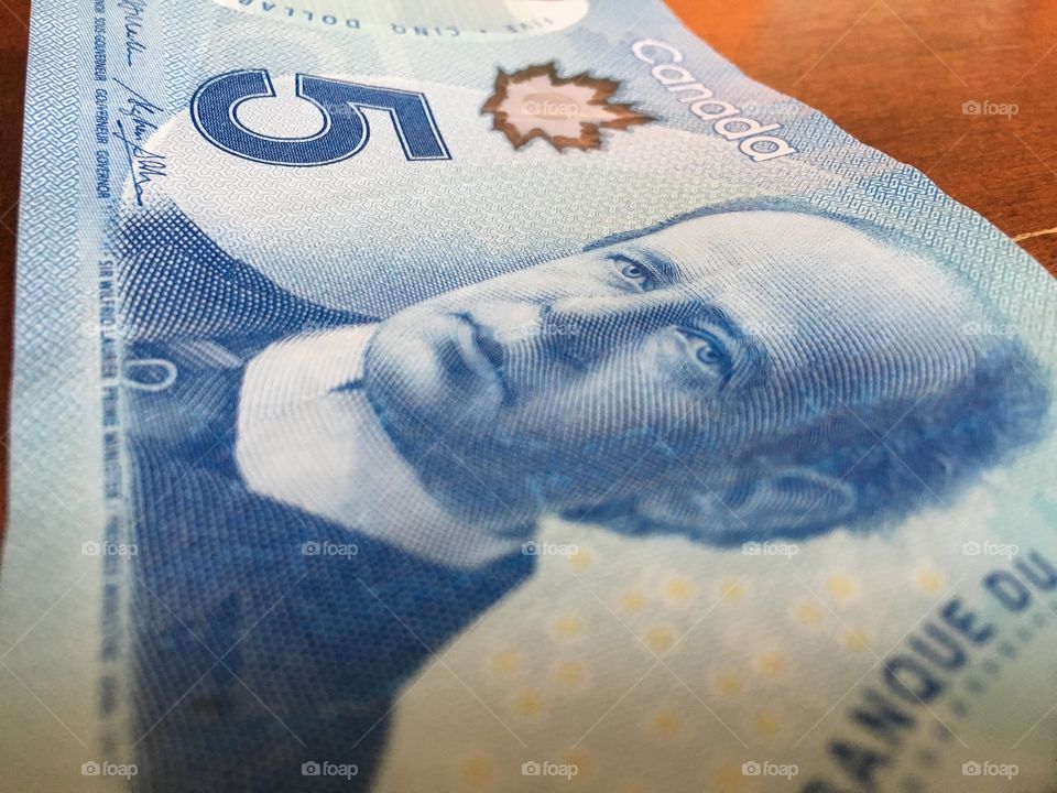 Canadian money 