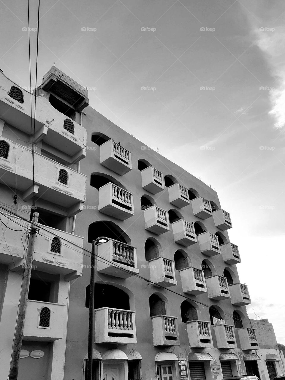 arquitectura en blanco y negro