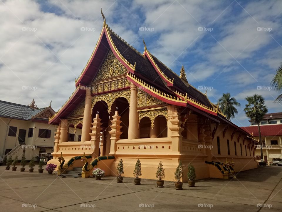 Wat Ong Teu Mahawihan

 (Temple of the Heavy Buddha) in Vientiane , Laos