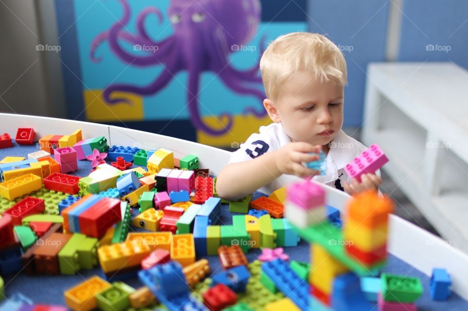 Playing with lego 