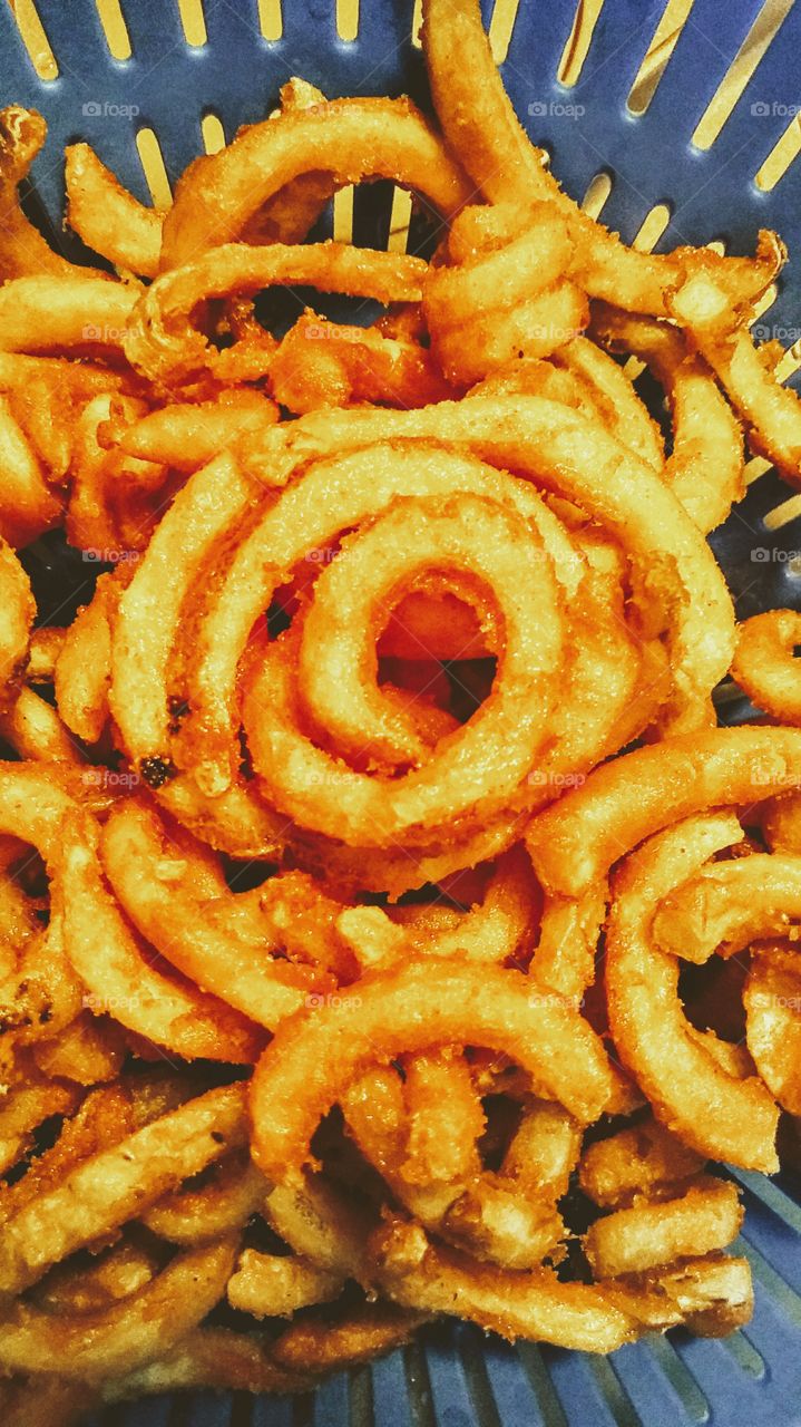 Curly fries