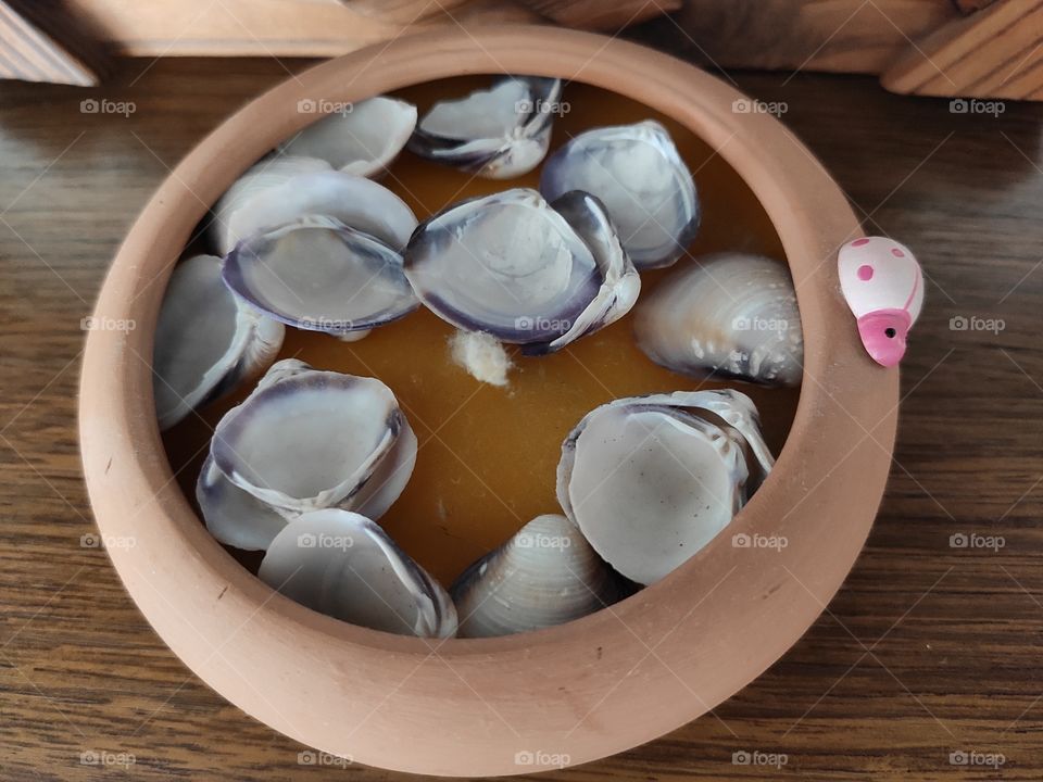 Lamp clay and shelves