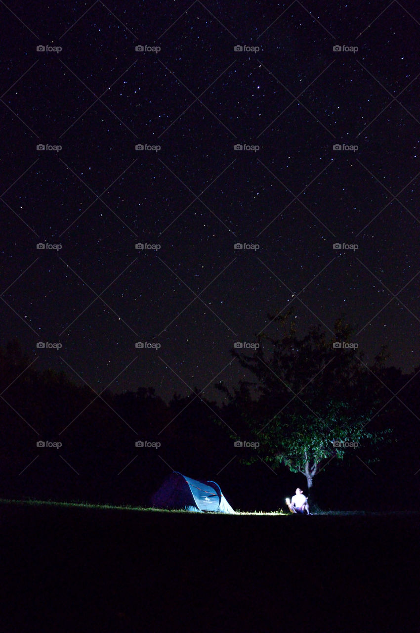 Head in the stars and stars in the eyes.
What a wonderful night of camping, thanks nature to be so incredible !