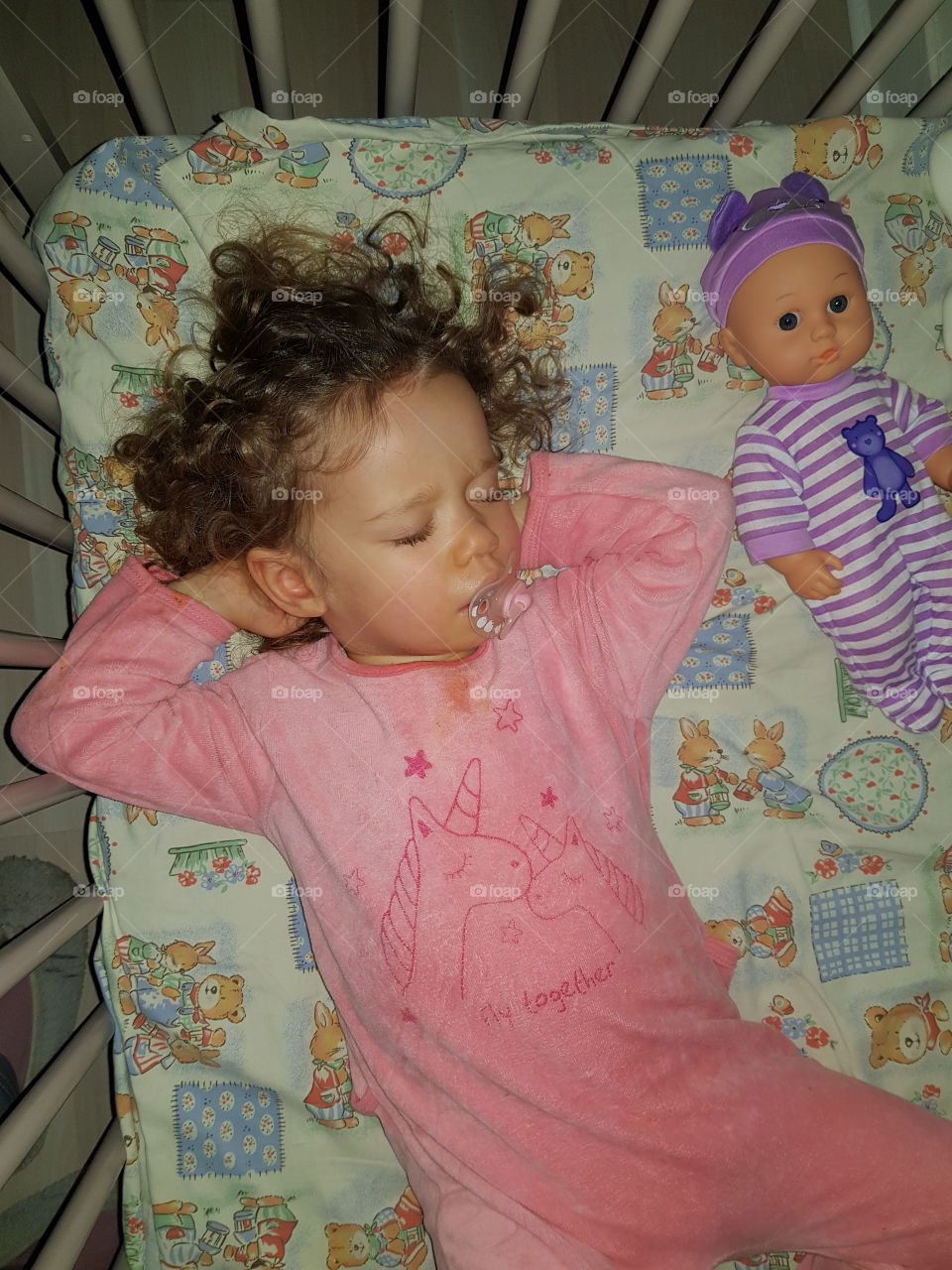 rainbow and unicorns