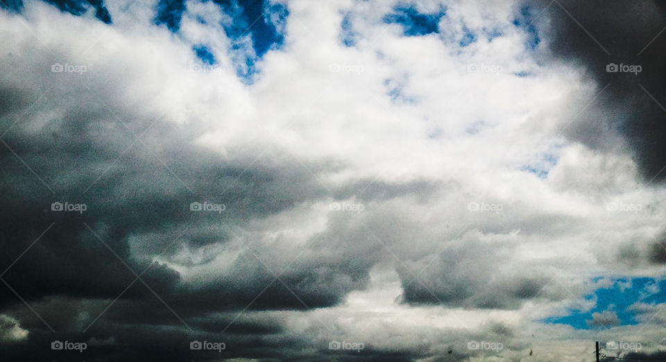 Cloudstorm. An incoming storm