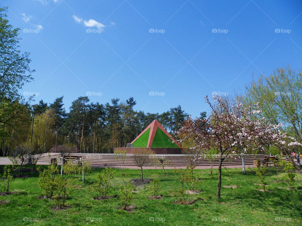 spring in the park Victory of the city of Kiev