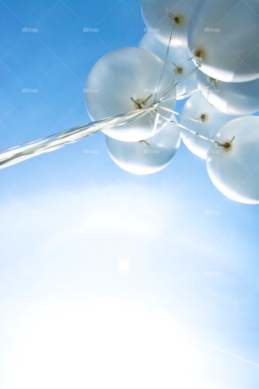 Cloud-like balloons