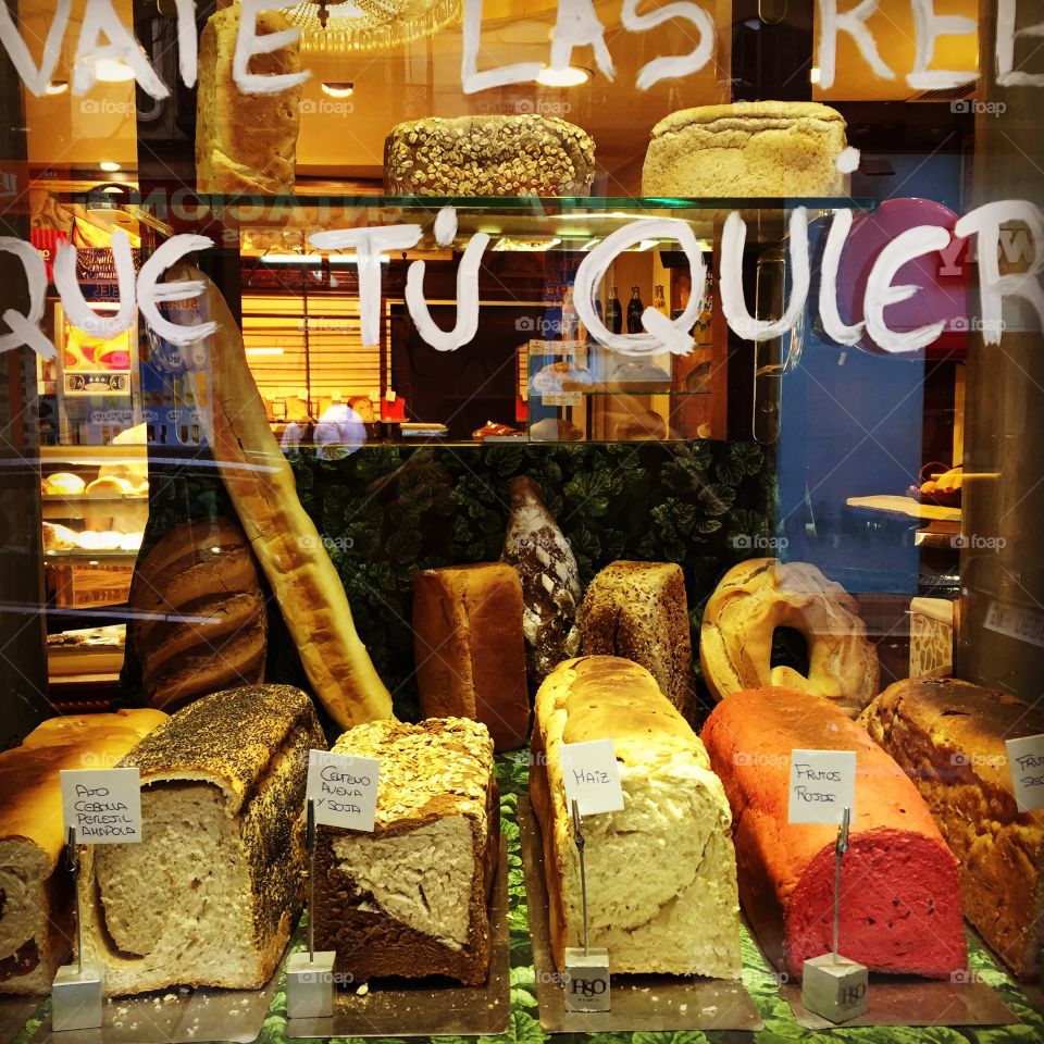 artisan breads at Madrid's top bakery