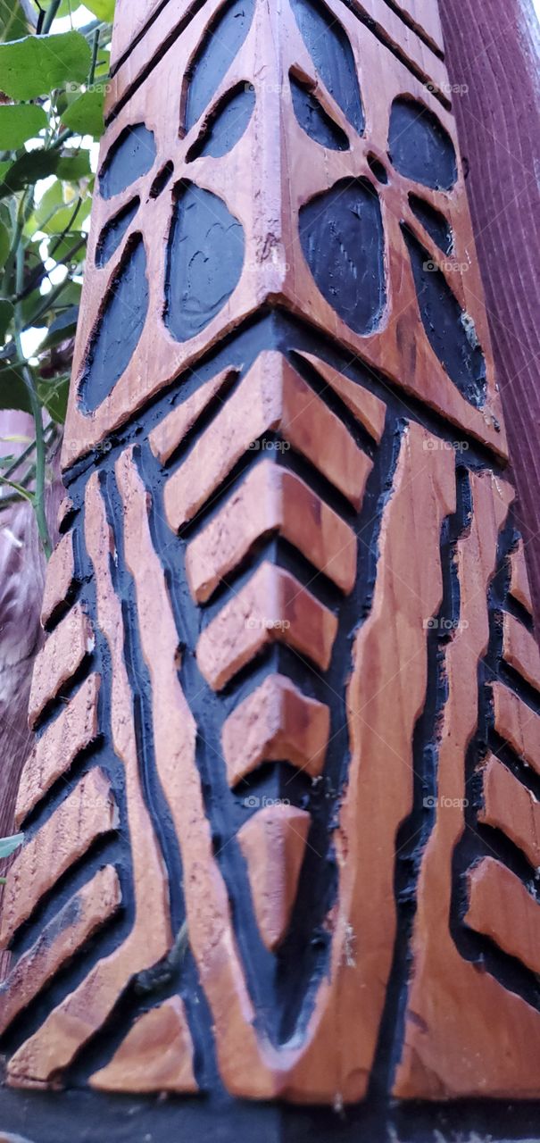 Tiki carving