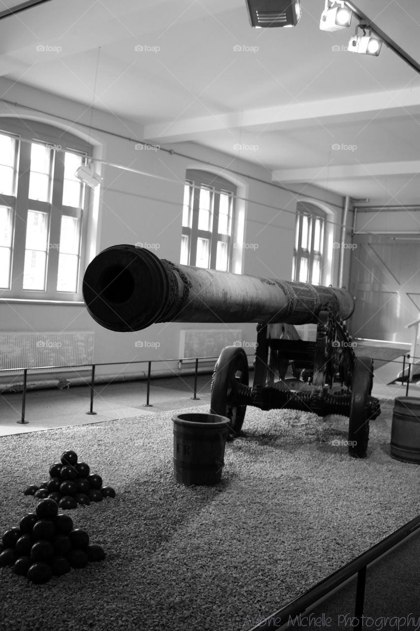 Cannon -Dover Castle, UK