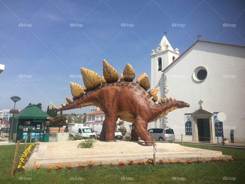 Dinosaur by the church door! 🙃