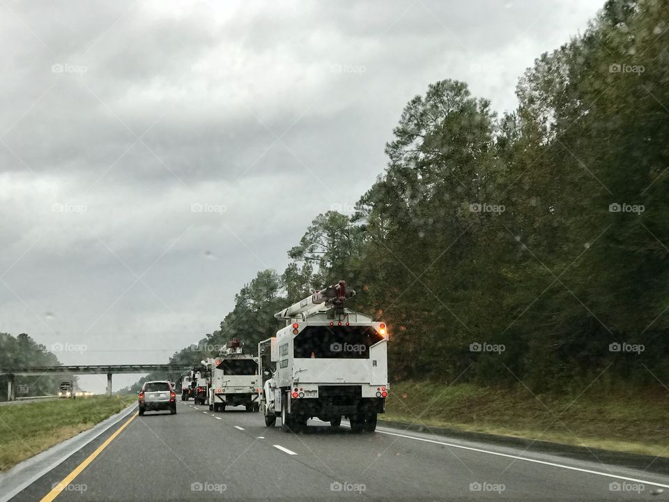Bowling a convoy of tree trimming trucks on I 65 south