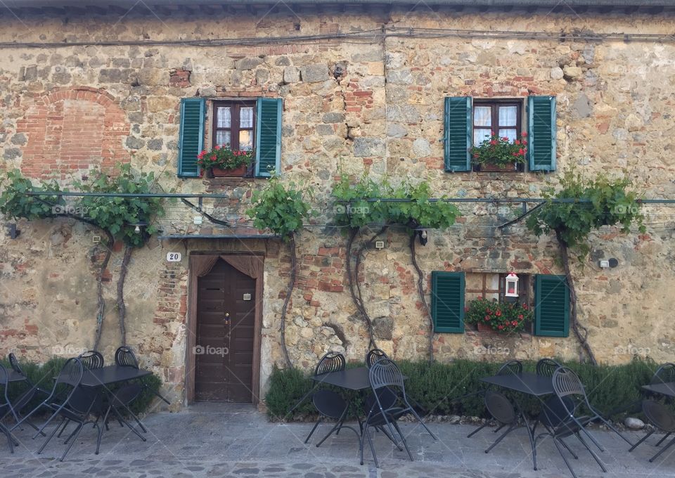 House in Monteriggioni's Castle - Tuscany - Italy