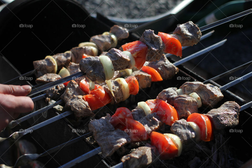 Barbecue, food, meat, food, tomatoes, onion, skewers, BBQ, "eating out", rest, holiday,  shish kebab on the grill