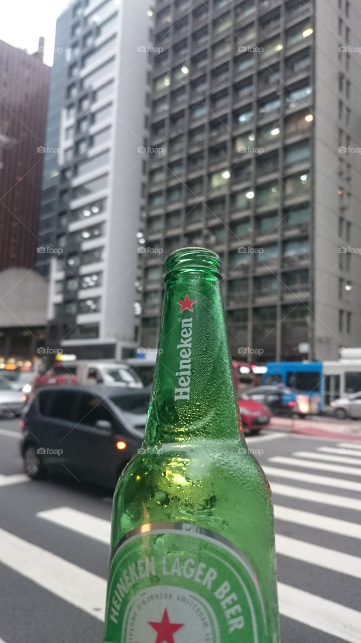 Paulista Av under 35°C - beer to refresh